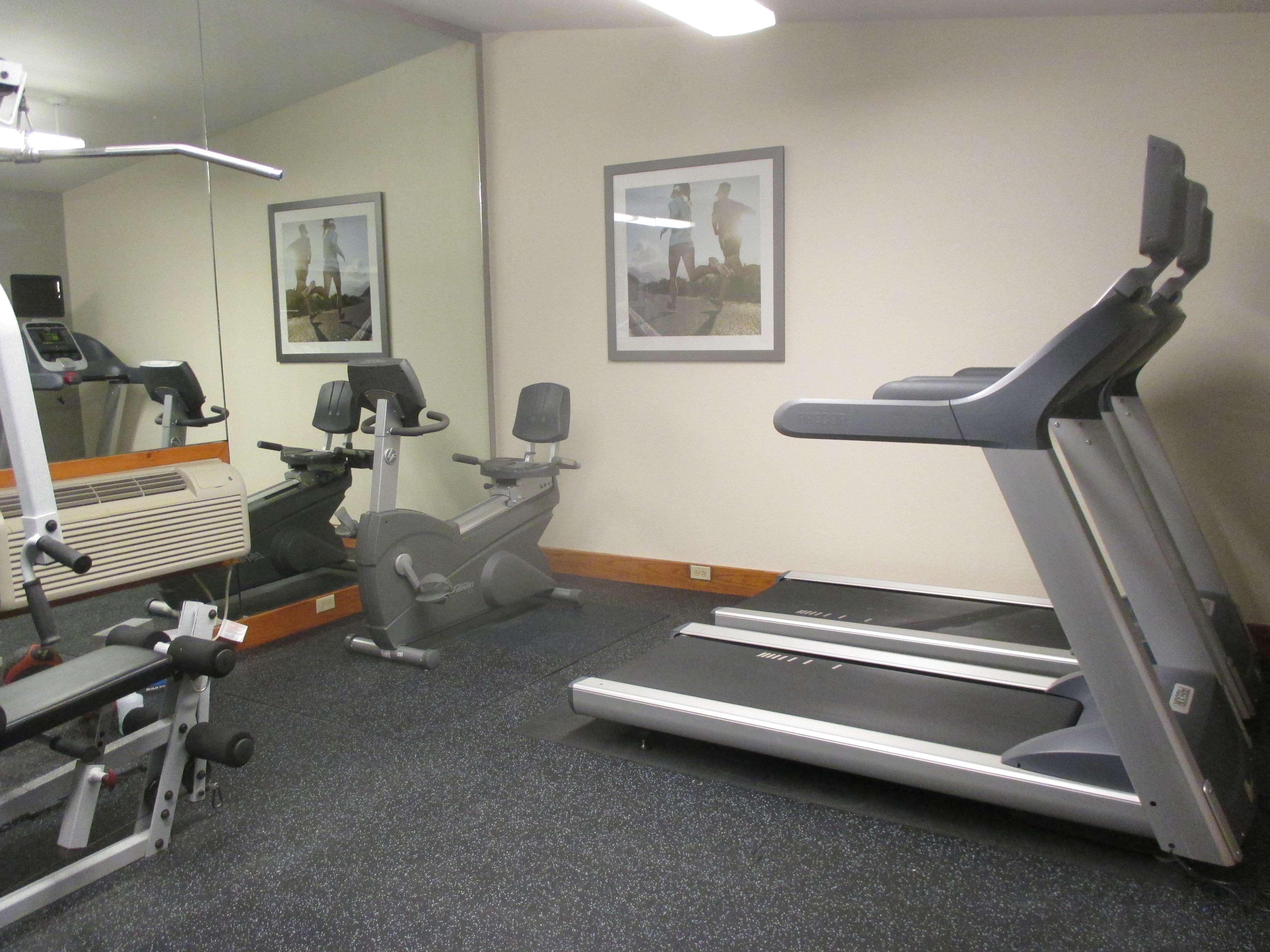 Crossroads Hotel & Event Center Fort Dodge Luaran gambar