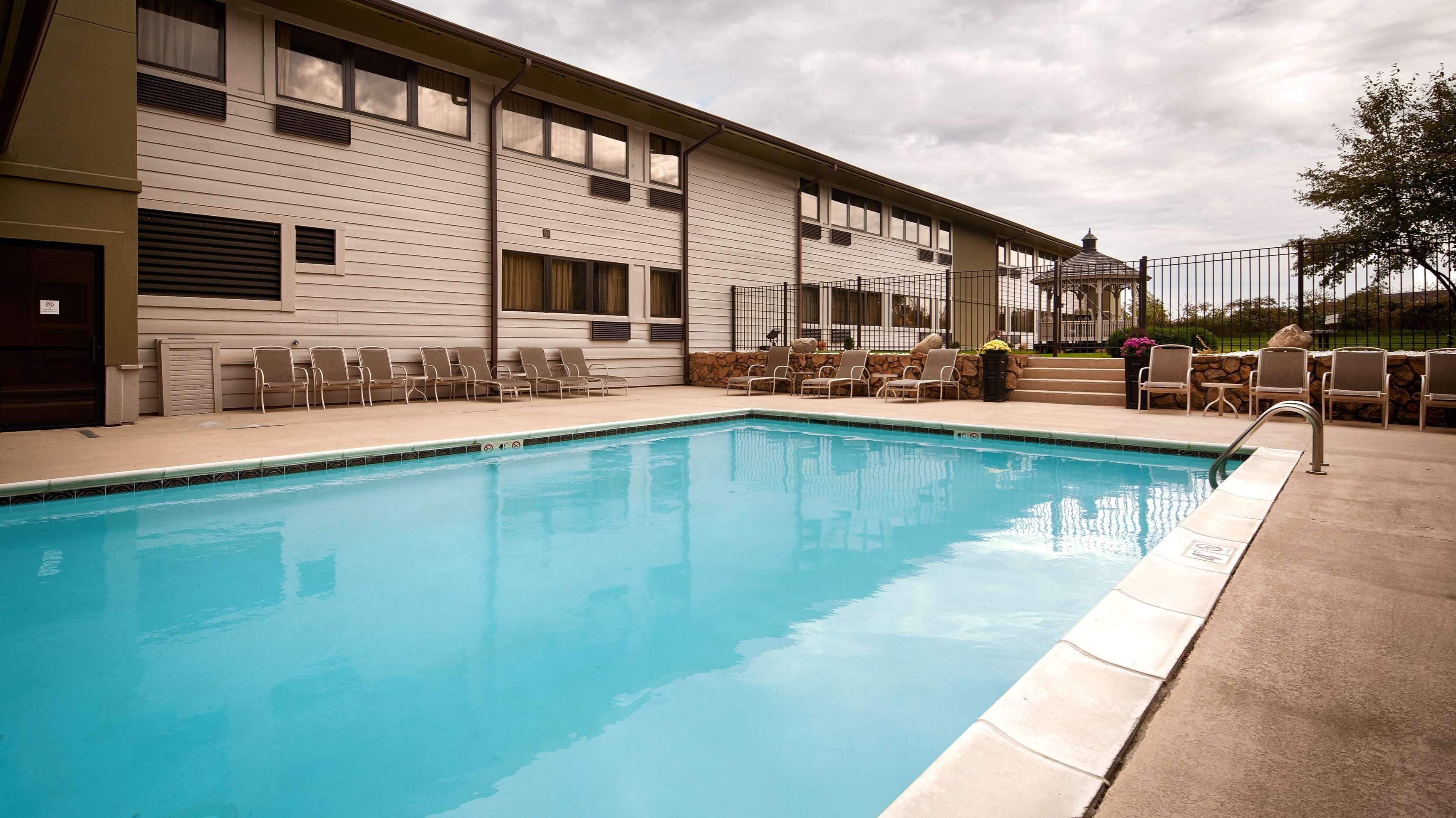 Crossroads Hotel & Event Center Fort Dodge Luaran gambar