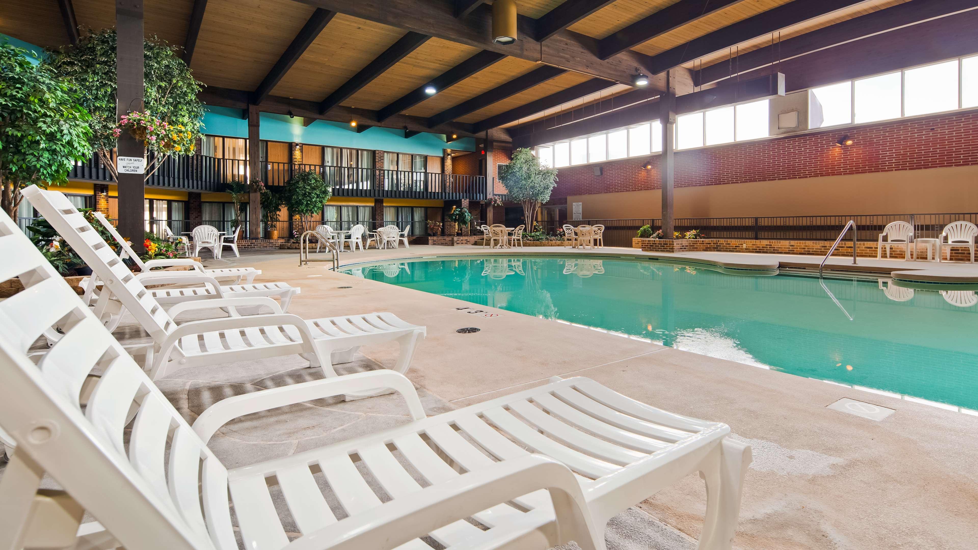 Crossroads Hotel & Event Center Fort Dodge Luaran gambar