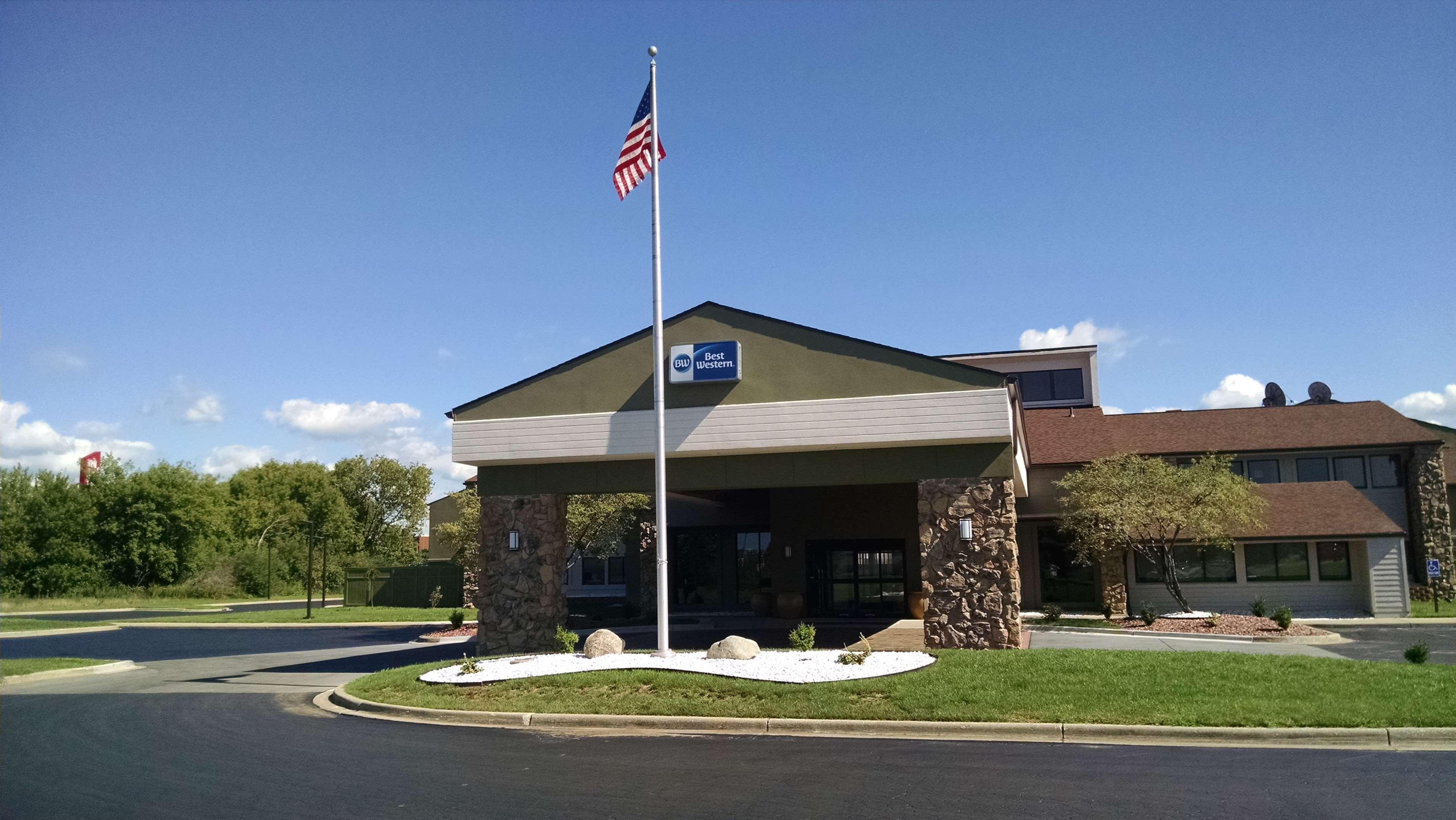 Crossroads Hotel & Event Center Fort Dodge Luaran gambar